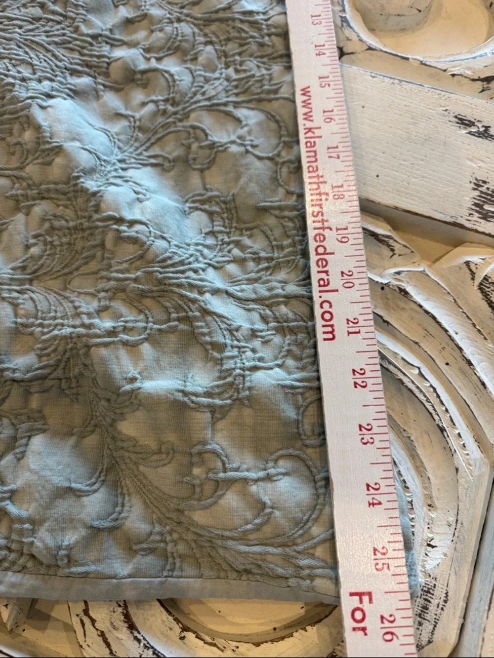 Artelier Nicole Miller 100% Cotton Textured Pillow Cases-Set of 2 STD Medallion